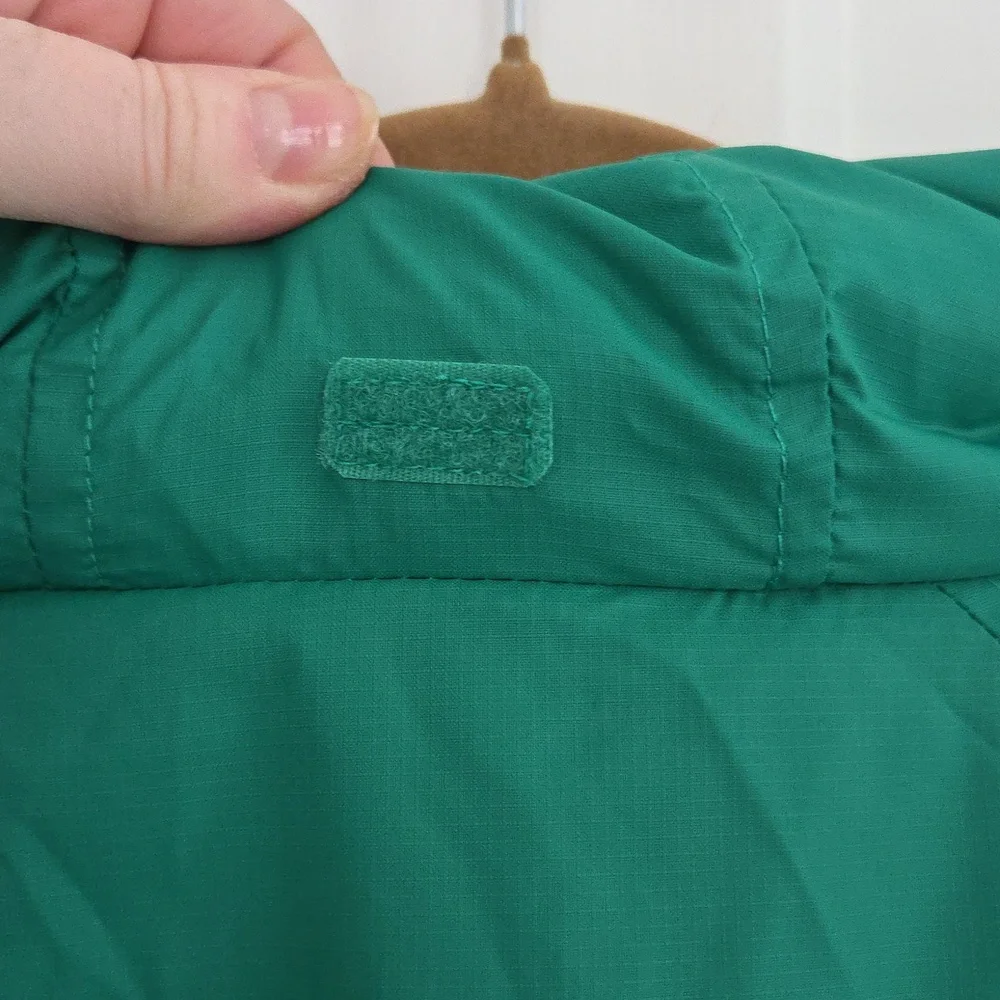 L.L. Bean Green Rain Jacket - Picture 6 of 7